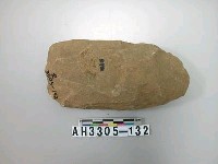 藏品(中型舌刃打製石斧)的圖片